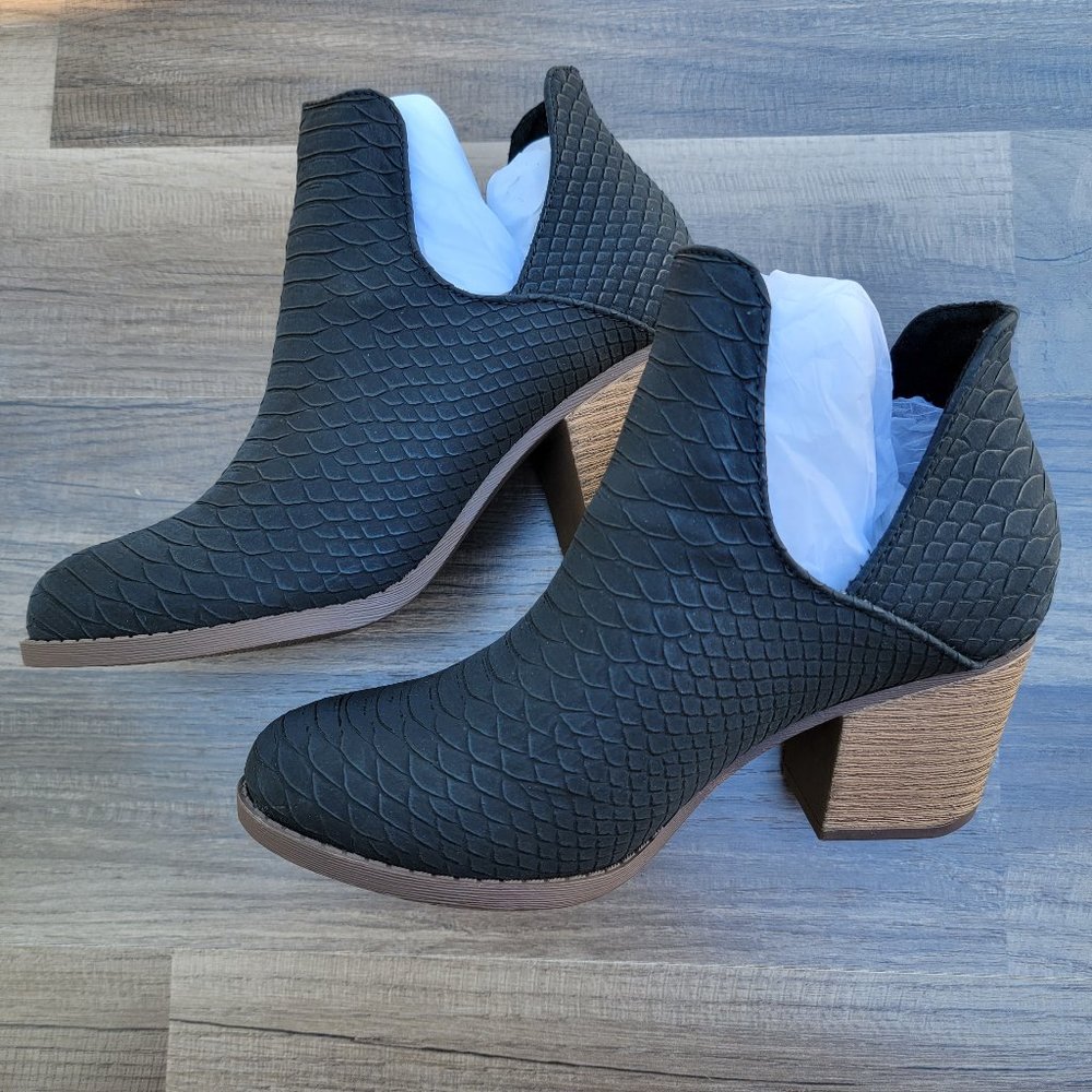 Black Snake Skin Style Cut Out Ankle Bootie